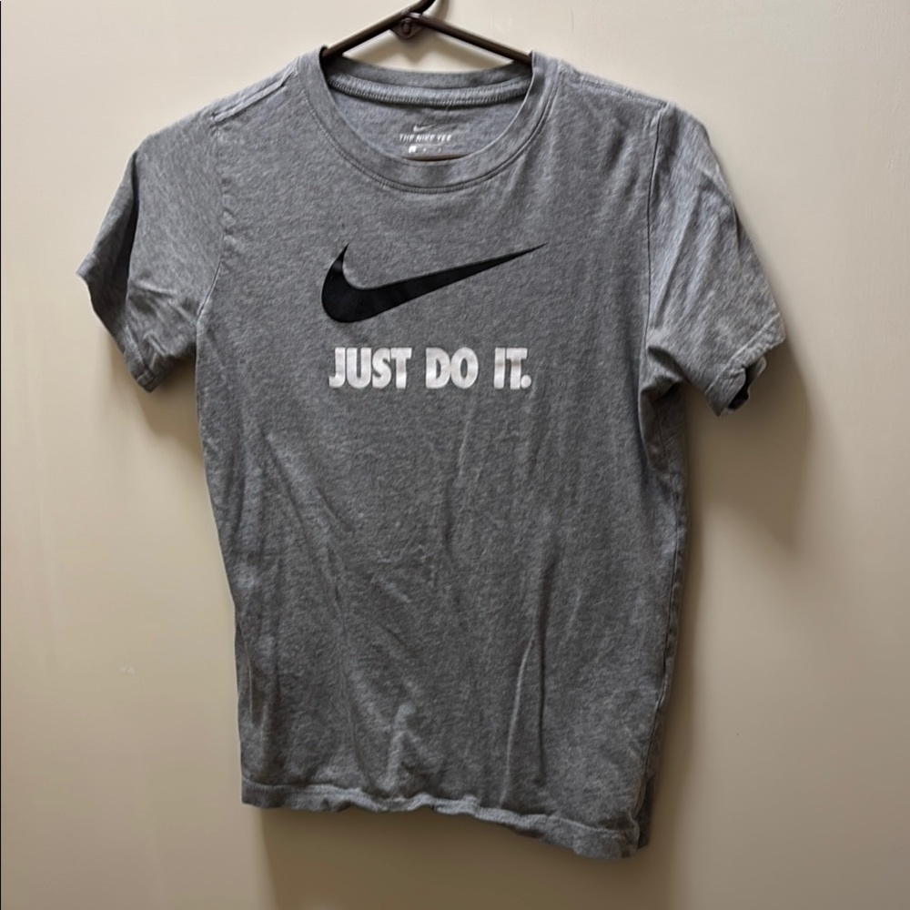 Nike Gray Kids T-Shirt